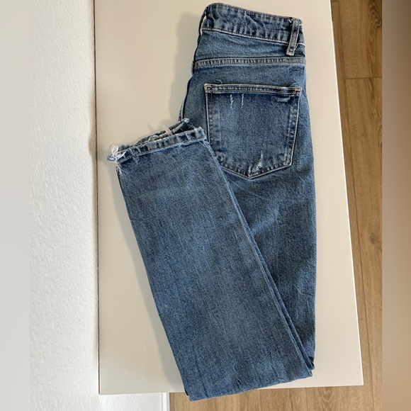 Zara Ripped Slim Jeans - Picture 7 of 9